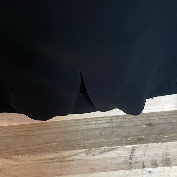 Tahari Arthur S. Levine size 12 sleeveless black form fitted midi pencil dress - Picture 5 of 6